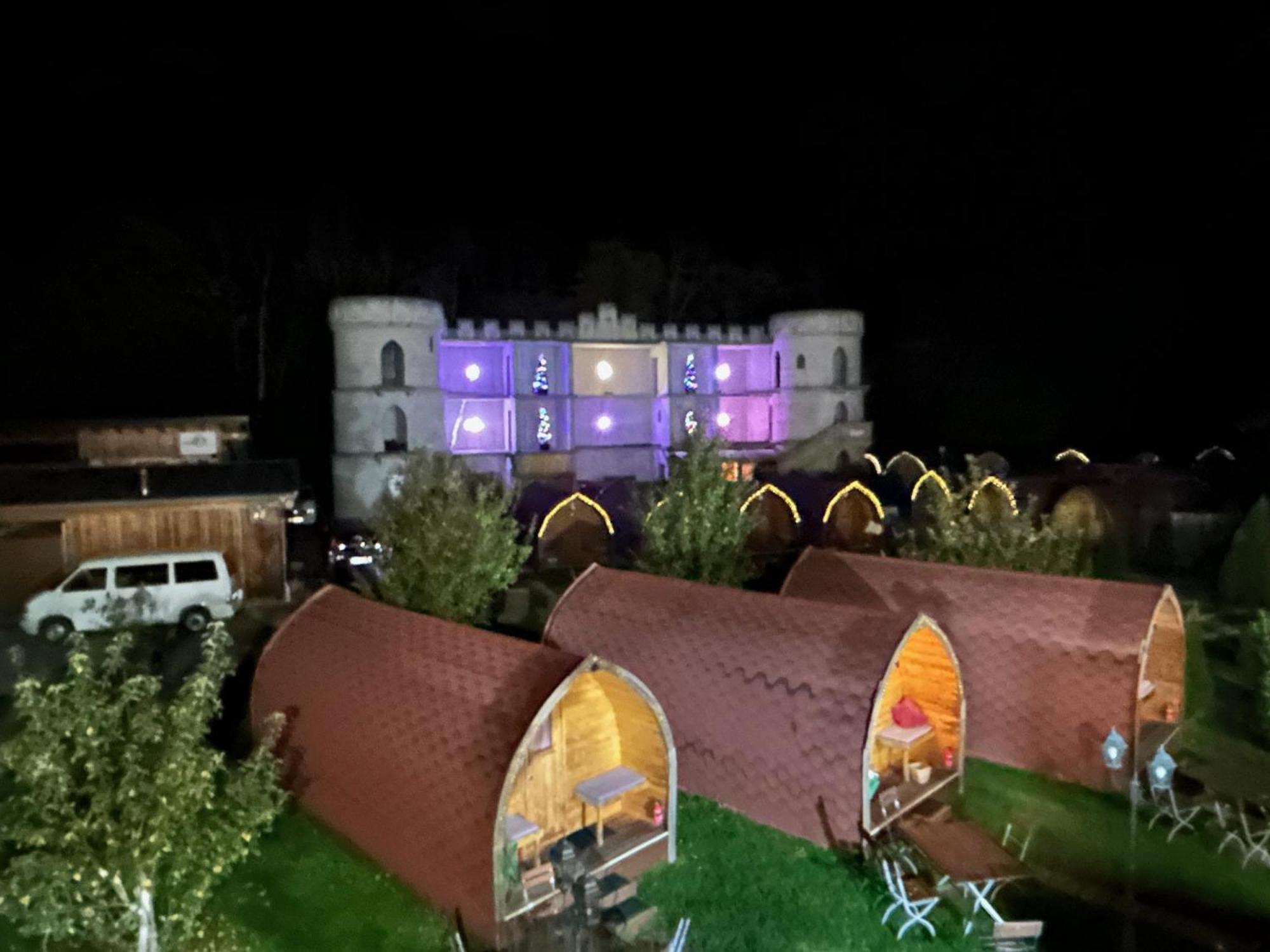 Inn-Side Adventure Cabins Haiming Exterior foto